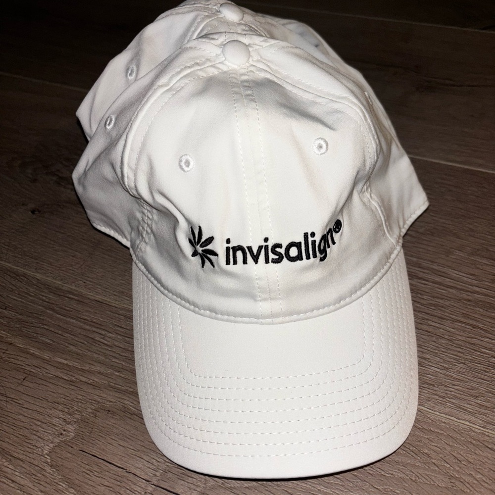 White Invisalign Cap (new)